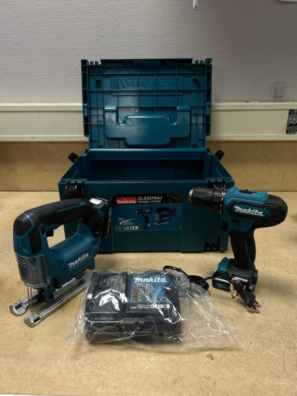 Makita combiset -Klopboor-/Schroefmachine + Accu Decoupeerzaag - + Koffer- 2 accu's