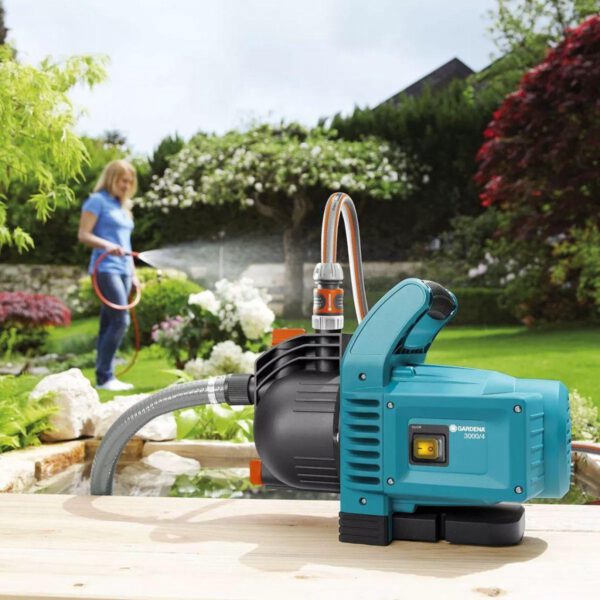 GARDENA Classic Besproeiingspomp 3000/4 Compleet Waterpomp - incl. 3.5 m aanzuigslang en 20 m slang - Afbeelding 3