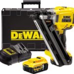 DeWALT DCN692P2 18V Li-Ion Accu constructie tacker set (2x 5.0Ah accu) in koffer - 50-90mm - koolborstelloos