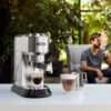 De'Longhi - Barista Pack - Dedica Style EC685.M en Koffiemolen KG521 - Inclusief melkkan, tamper en uitklopbak - Afbeelding 6